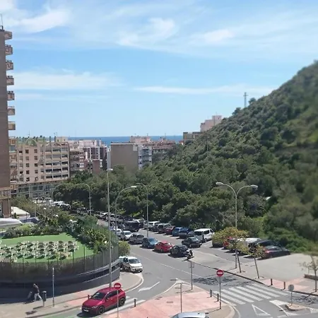 Con Encanto Junto Al Postiguet Y Castillo Alicante